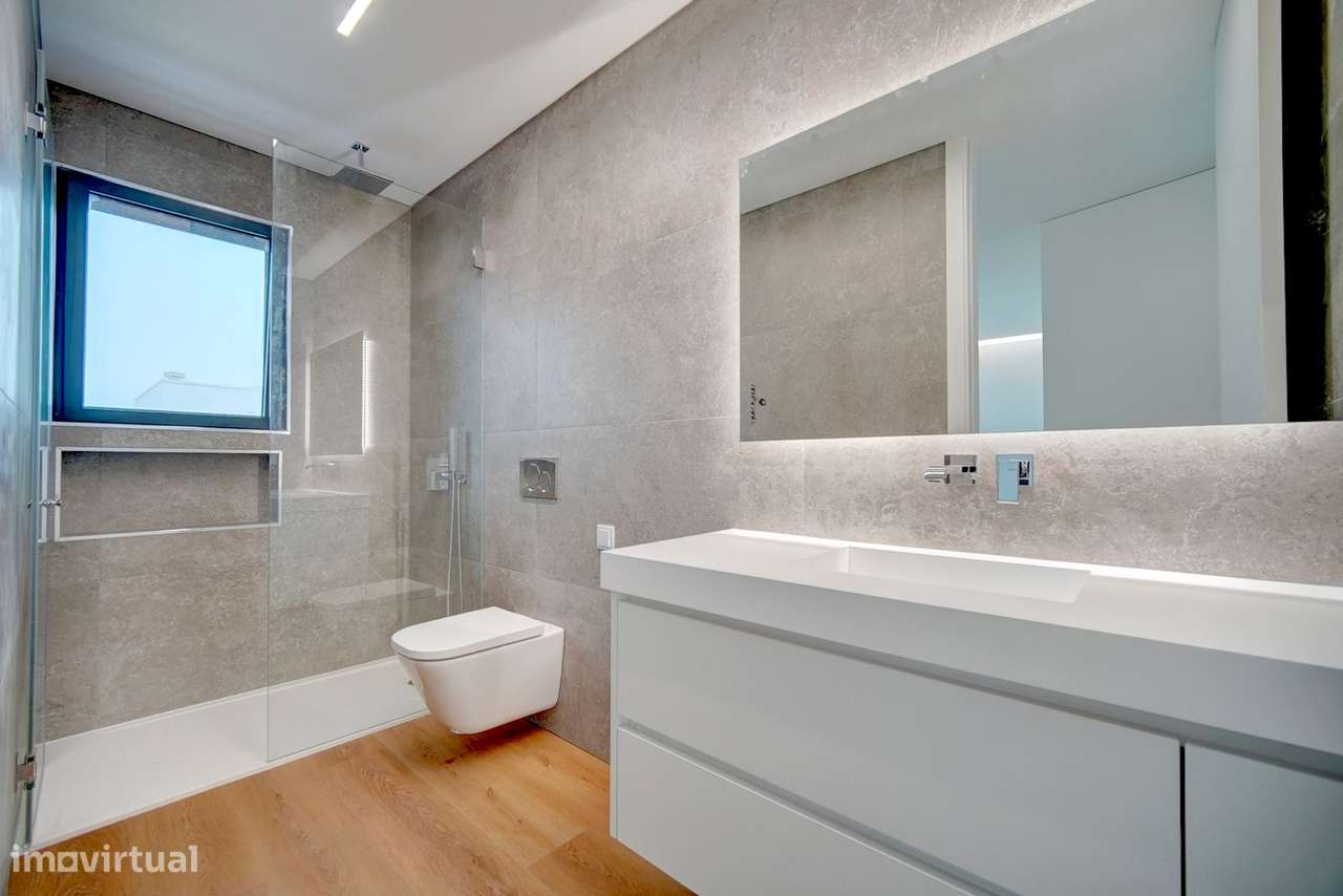 Moradia V4 Nova em Murches-26