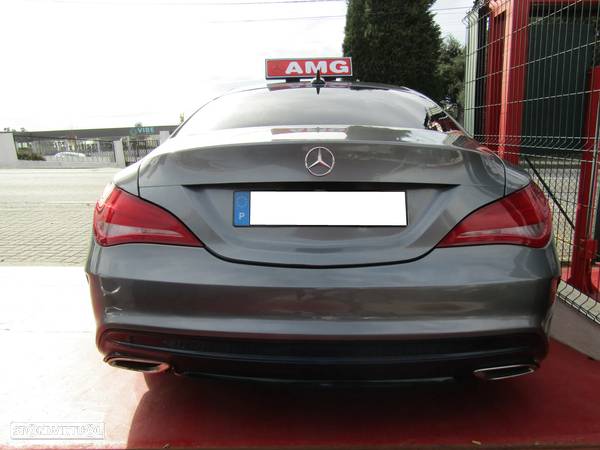 Mercedes-Benz CLA 220 CDI 7G-DCT AMG Line - 14