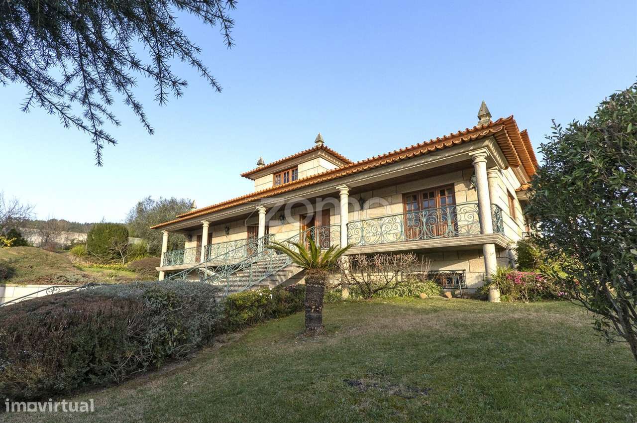 Moradia Individual T3 no centro de Vizela - Grande imagem: 2/52