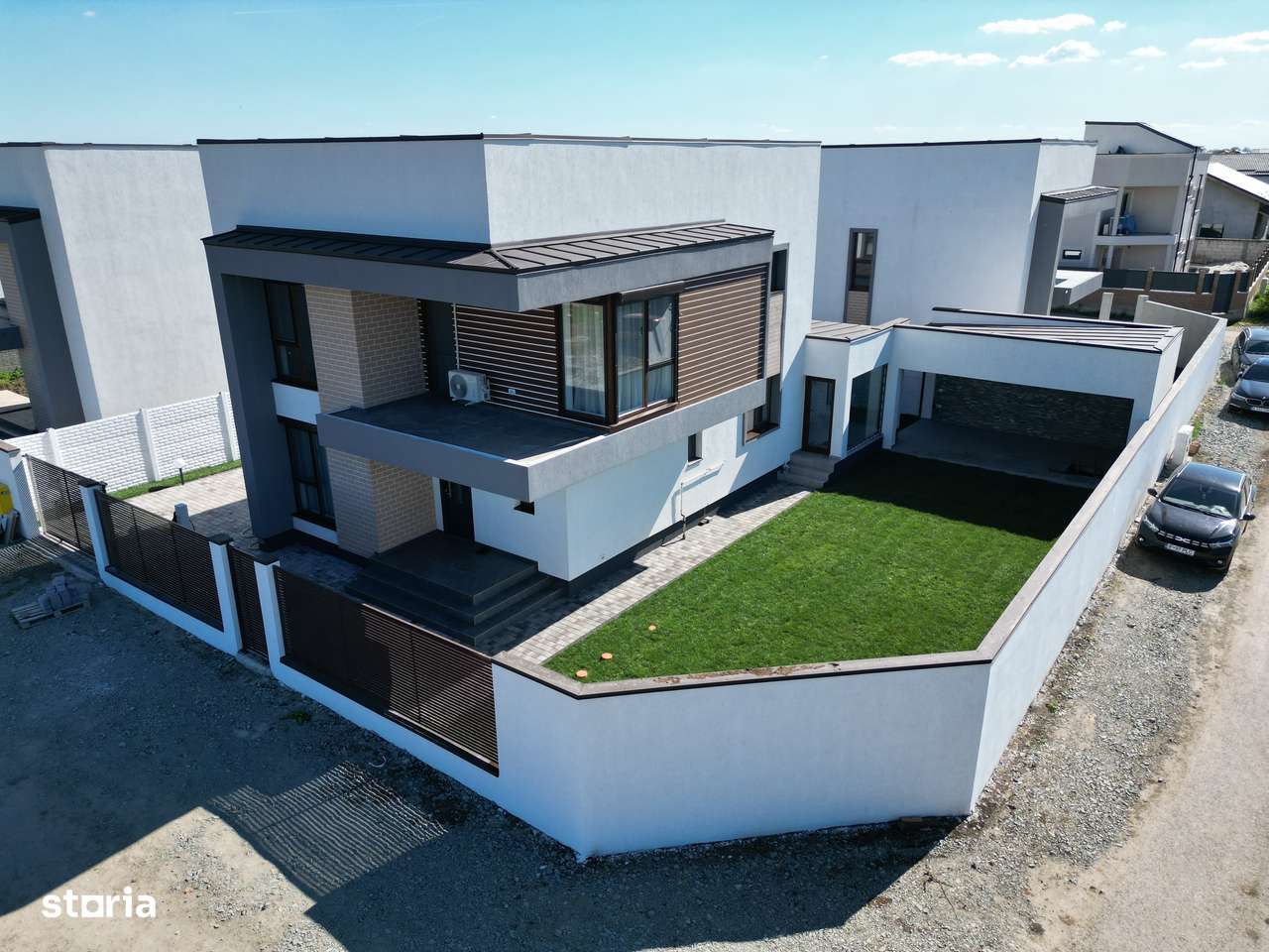 Casă modernă 5 camere, 3 băi, ansamblu privat - 300 mp-175 000 - Imagine principală: 3/17