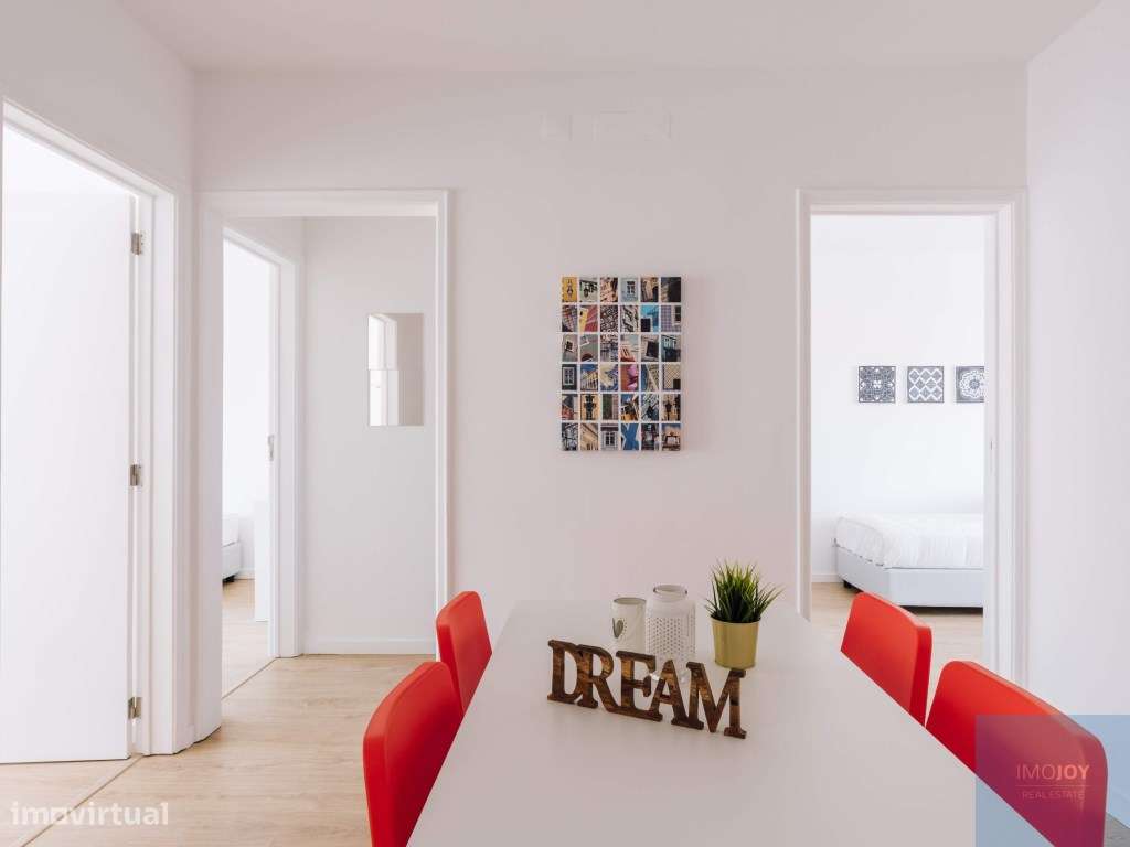 Apartamento T4 com Varanda no Último Piso em Alvalade Junto ao Camp...-1