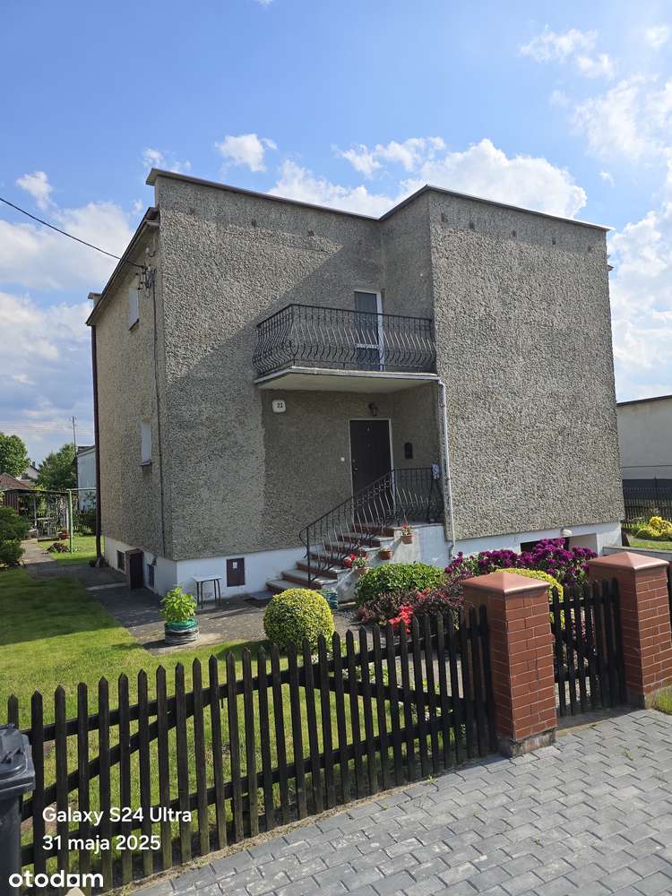 Na sprzedaż: solidny dom jednorodzinny typu "kwadraciak" - Szprotawa-17