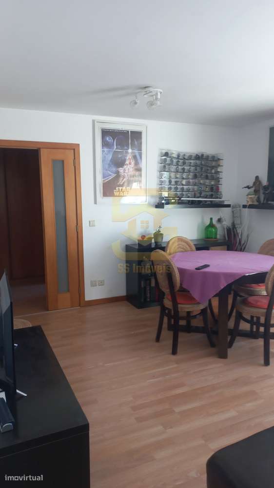 Guifões - Apartamento T2 recuado com 2 terraços e garagem box - Grande imagem: 4/25