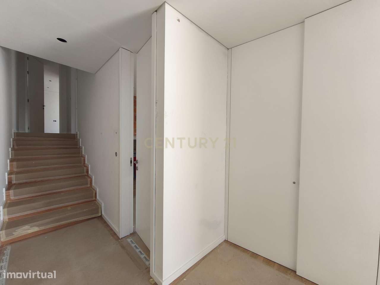 Casa em Construção em Braga, Esposende - 3 Quartos e Garagem - Grande imagem: 5/27