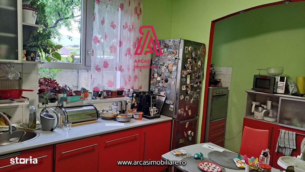 Vila de vanzare 243 mp -garaj-Str Negoi!-9