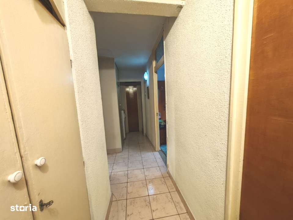 De Vanzare- Apartament Luminos, Decomandat cu Centrala Proprie-10