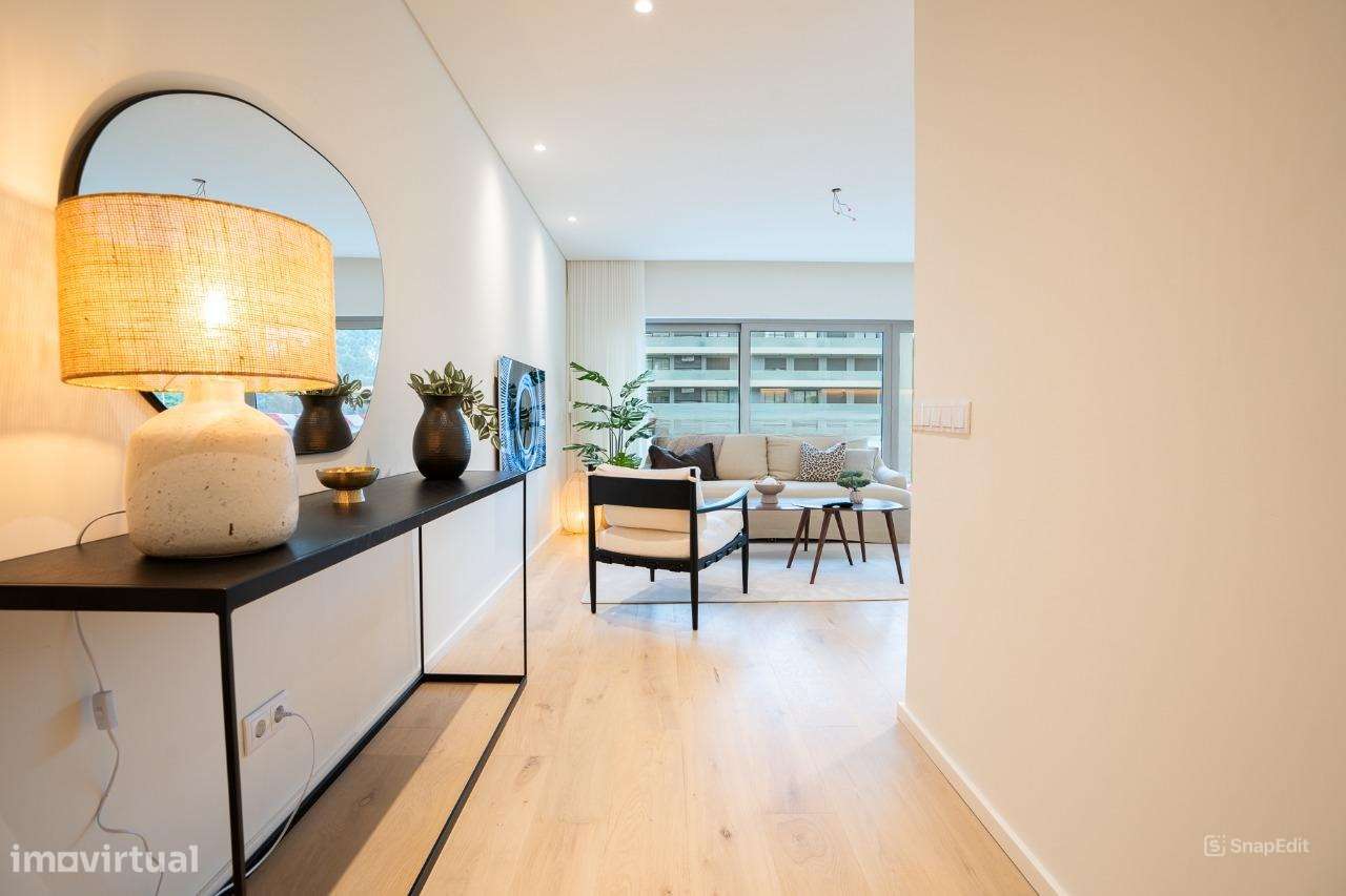 Apartamento T3 com 4 wc varanda e garagem - Grande imagem: 5/21