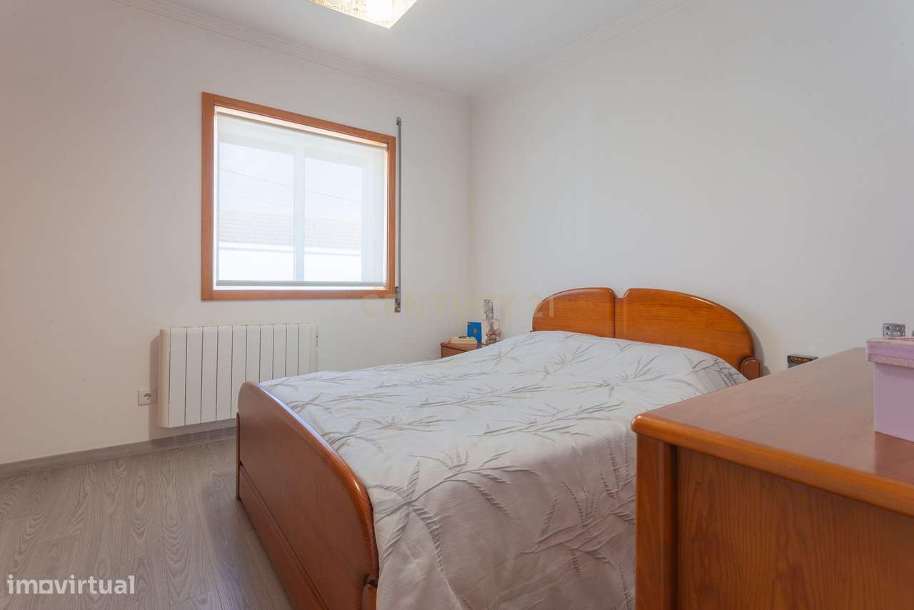 Moradia T4 de Luxo - Câstelo da Maia-11