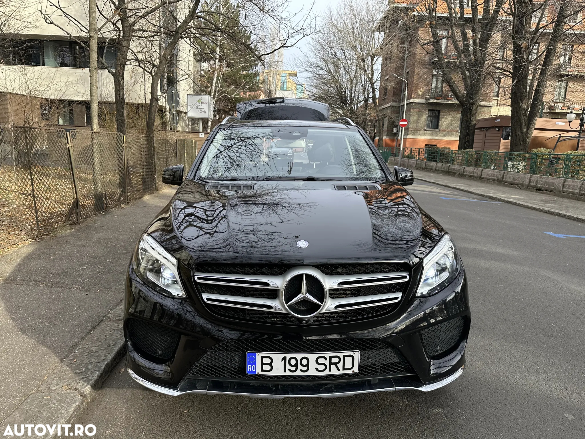 Mercedes-Benz GLE 250 d 4Matic 9G-TRONIC AMG Line - 17