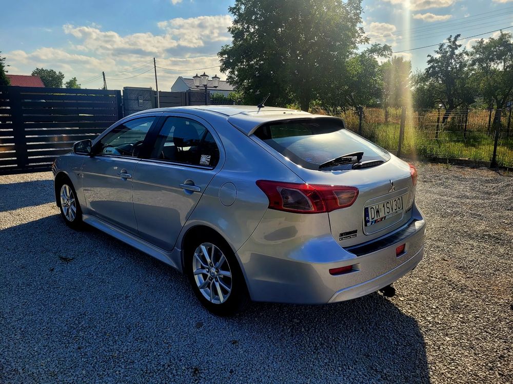 Mitsubishi Lancer IX (2007-2016) Sportback 1.6 ClearTec Top 2016