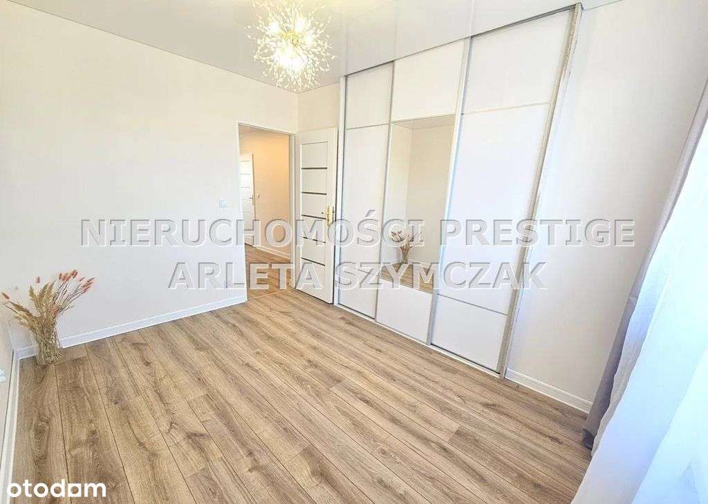 Nietypowy Układ Mieszkania, M-6 Ul. Miodowa-3