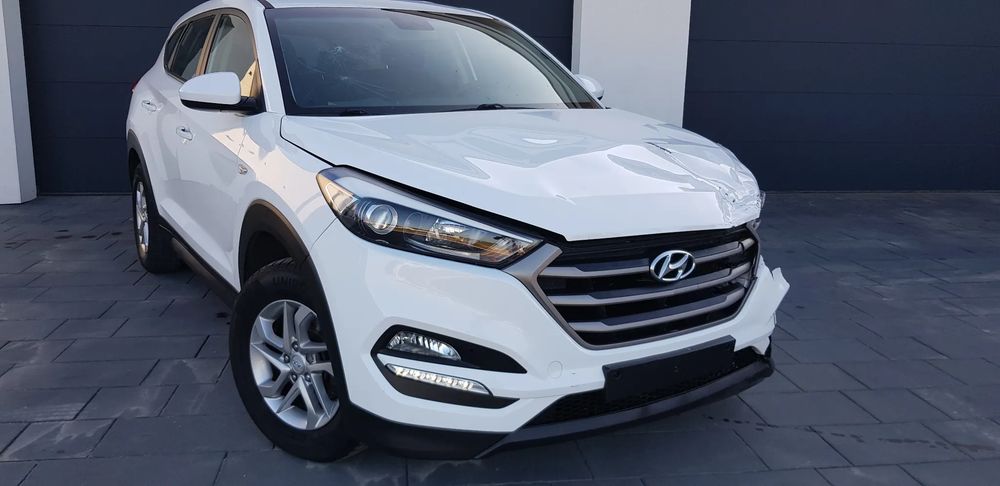 Hyundai Tucson III (2015-2020) blue 1.6 CRDi 2WD Style 2016