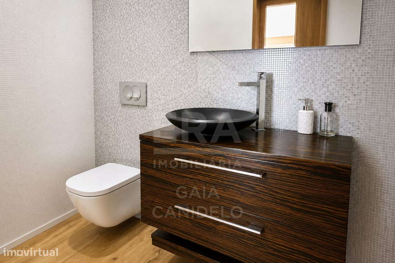 Moradia T3+1 com conforto, espaço e qualidade-8