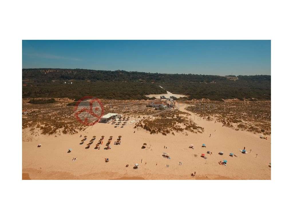 Moradia T2 com anexo, zona de lazer, na Charneca da Caparica-24