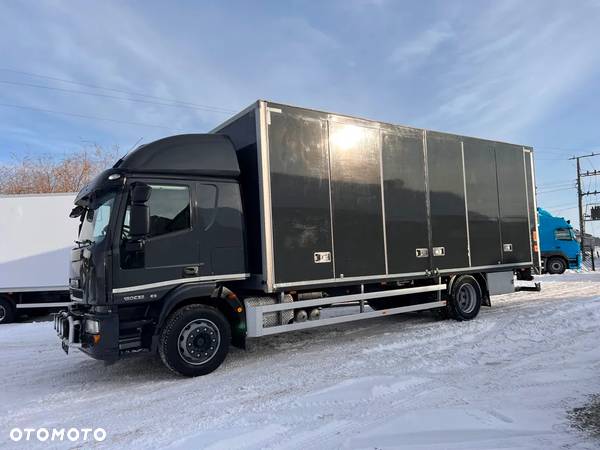 Iveco Eurocargo 180E32 / Euro 6 / Glob / Izoterma / Winda / - 8