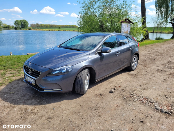 Volvo V40 D2 Base - 1