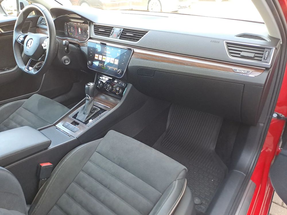 SKODA SUPERB Scout 2.0TDI 200KM 4x4 Grzana kierownica szyba DSG ACC Elek.Fotele HAK