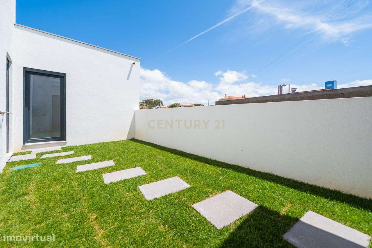 Sintra - Bolembre , moradia T4 nova, construção moderna e linhas conte-20