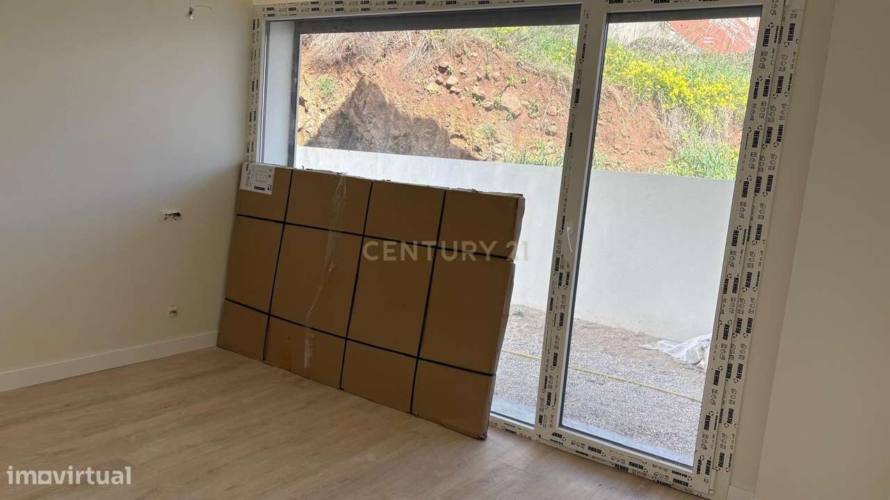 Moradia independente à venda em Famões, Odivelas-26