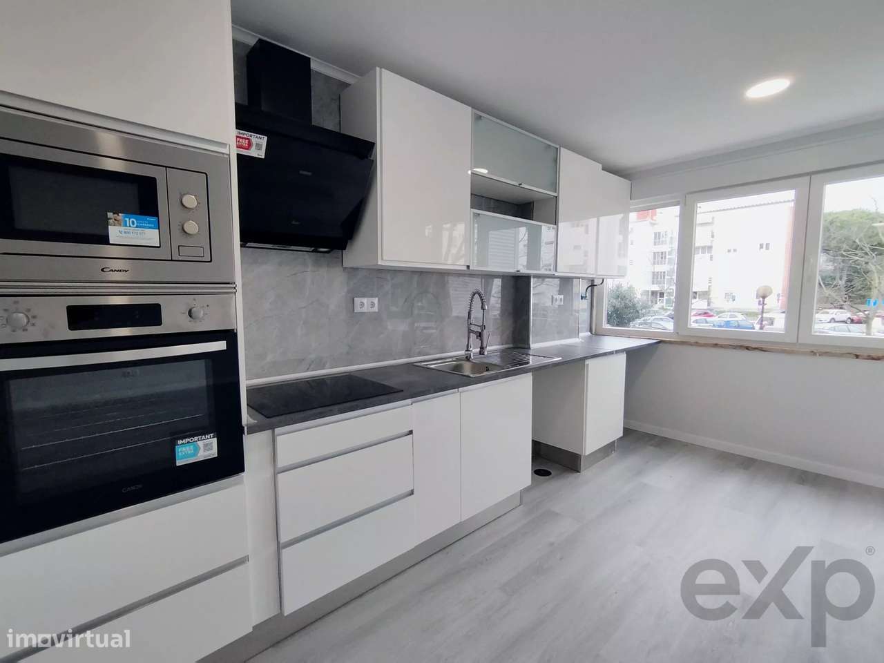 Totalmente remodelado, apartamento T2 Central em Oeiras: Conforto, Ele - Grande imagem: 3/36