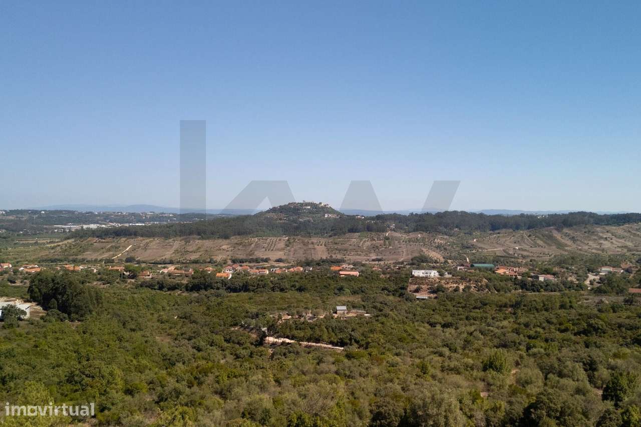 Moradia T4 com grande atelier | Piscina | Jardins | Vistas incríveis | - Grande imagem: 5/60