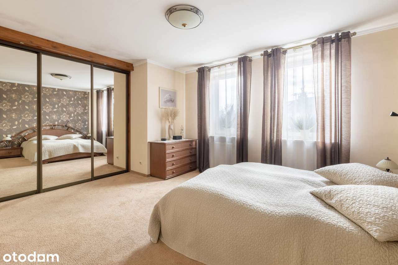 Wyjątkowy dom na sprzedaż – Chyby, ul. Cisowa (zamknięte os. Zielone)-7