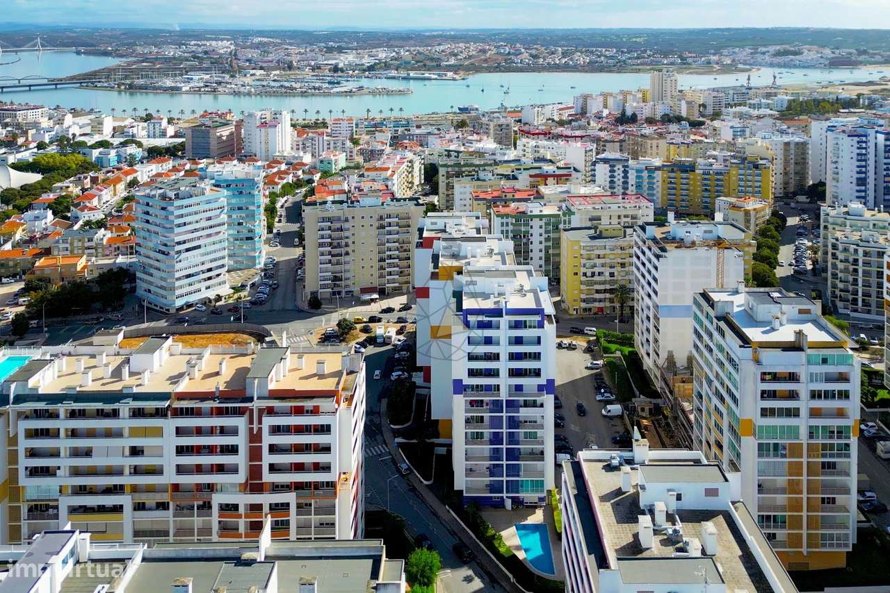 Arrendamento Anual apartamento com 1 Quarto e Piscina Alto do Quintão - Grande imagem: 5/29