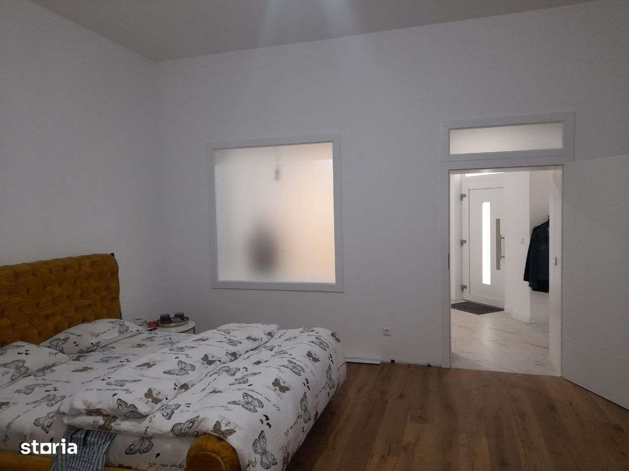 Proprietate 6 camere de vanzare in zona Centrala - Imagine principală: 5/17