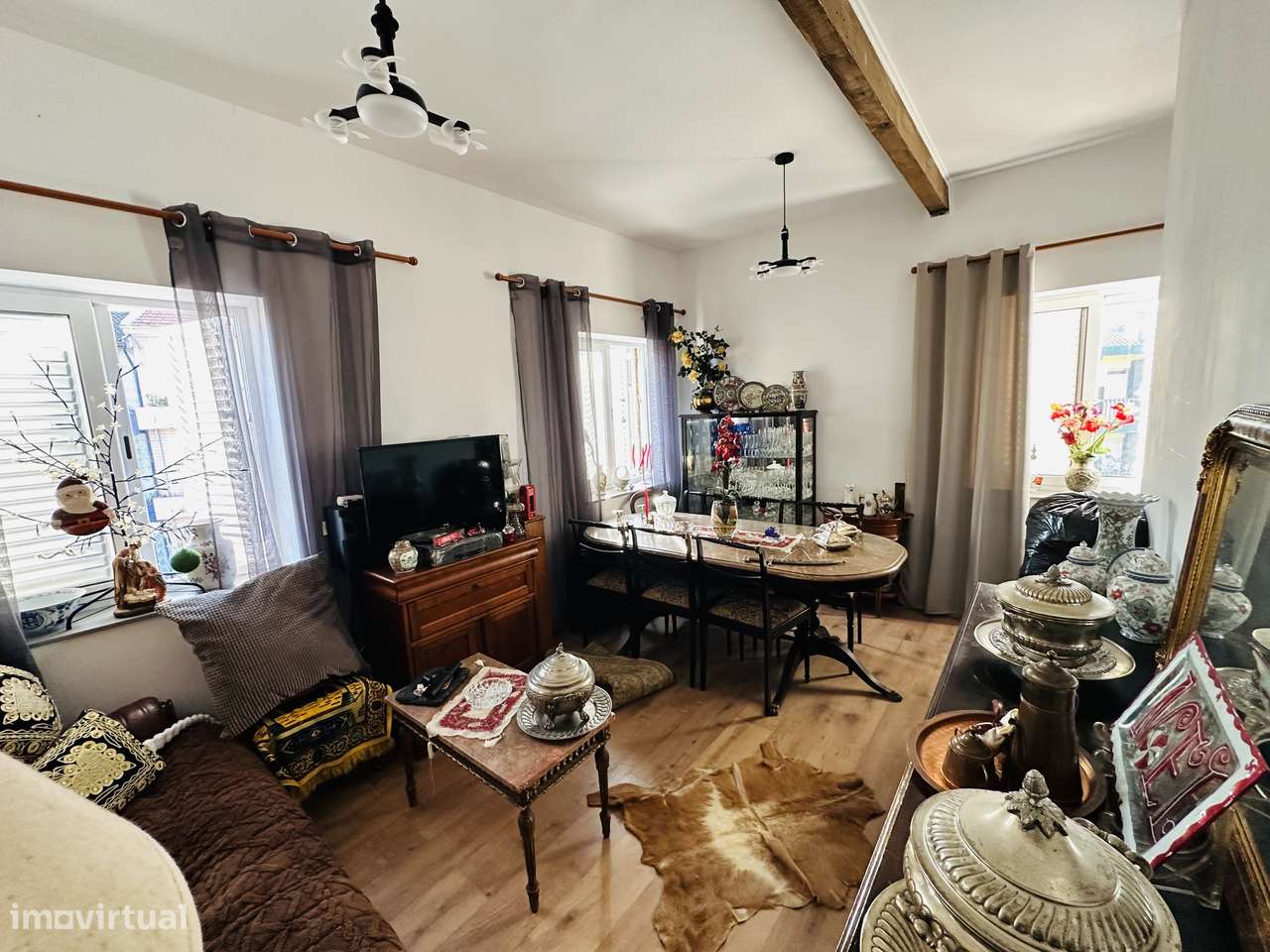 Moradia T3+T2 Bifamiliar para habitação própria ou investimento-12
