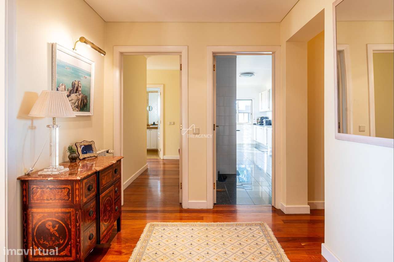 Apartamento de Luxo T3 à Venda no Estoril com Vista Mar-21