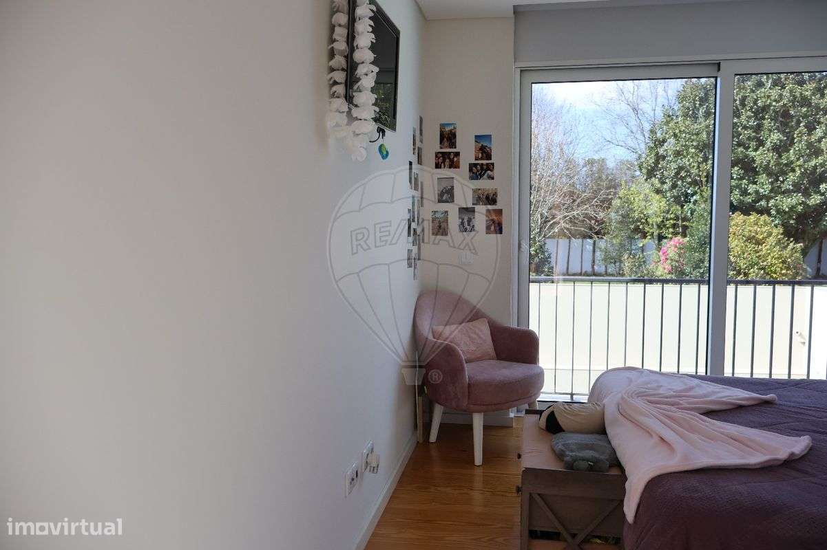 Moradia T4 para venda-15