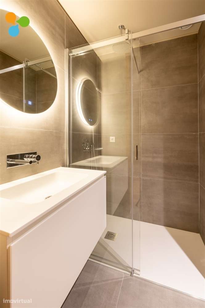 Apartamento T2 novo c/ terraço e 2 lugares de garagem-13