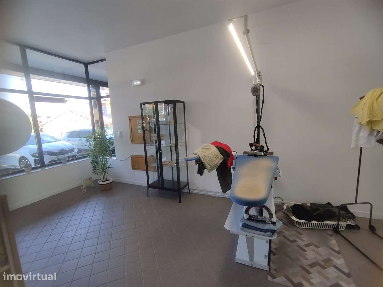 Trespasse de Engomadoria e Costura em Funcionamento – Joane, Vila Nova-18
