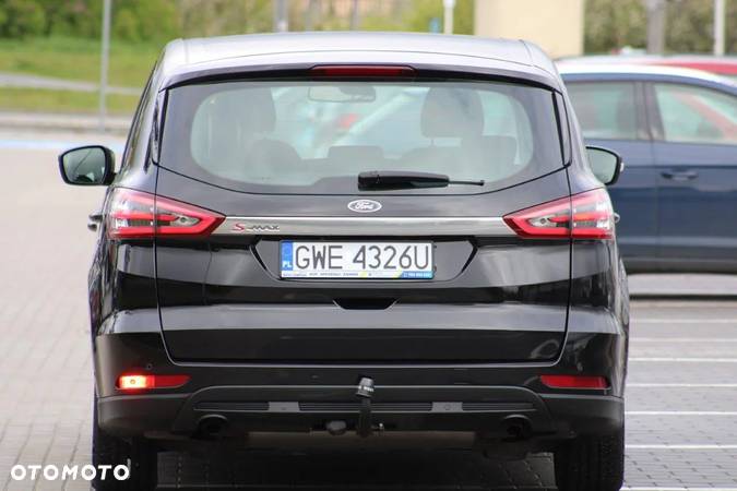 Ford S-Max 2.0 TDCi Trend - 13