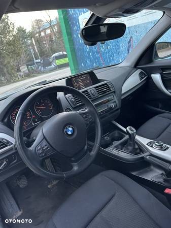 BMW Seria 1 114d - 7