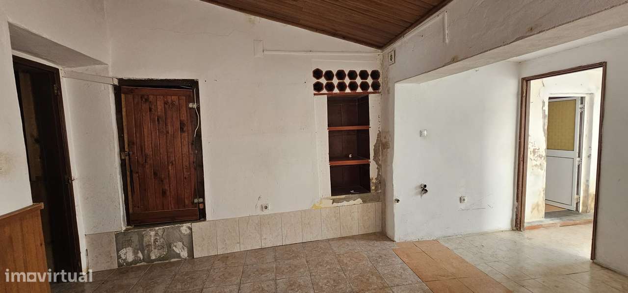 Apartamento T3 no Centro da Cidade de Moura-23