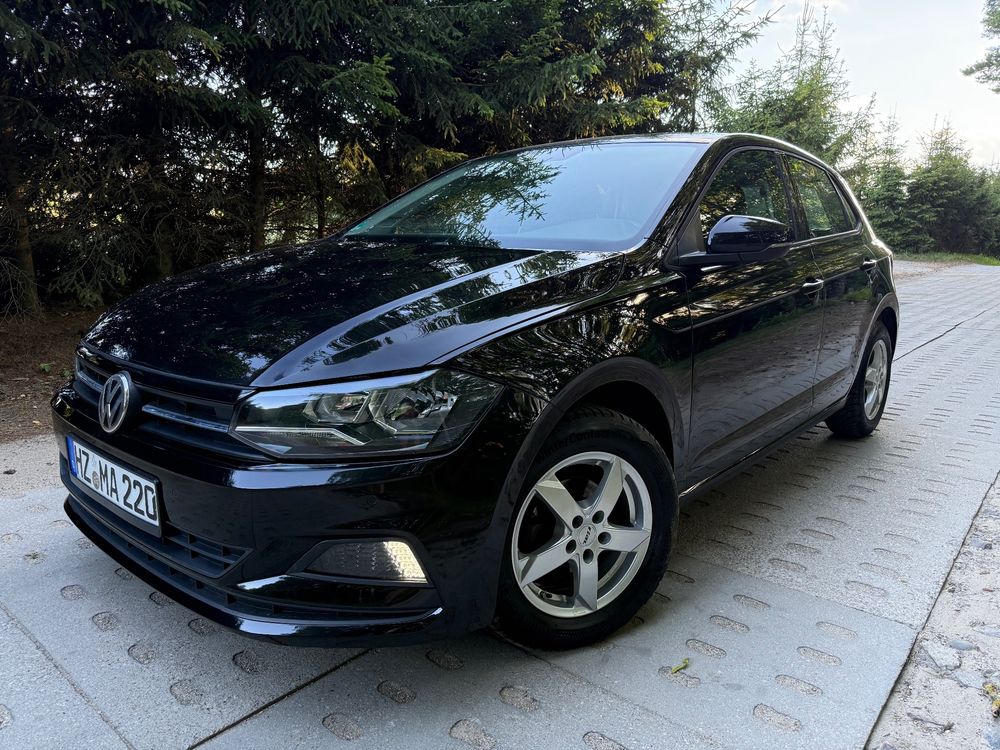 Volkswagen Polo VI (2017-) 1.0 Comfortline 2017