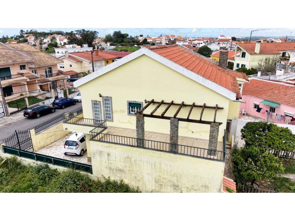 Moradia T4 Bi Familiar no Algueirão-Sacotes | Lote 620 m² | Oportun...-16