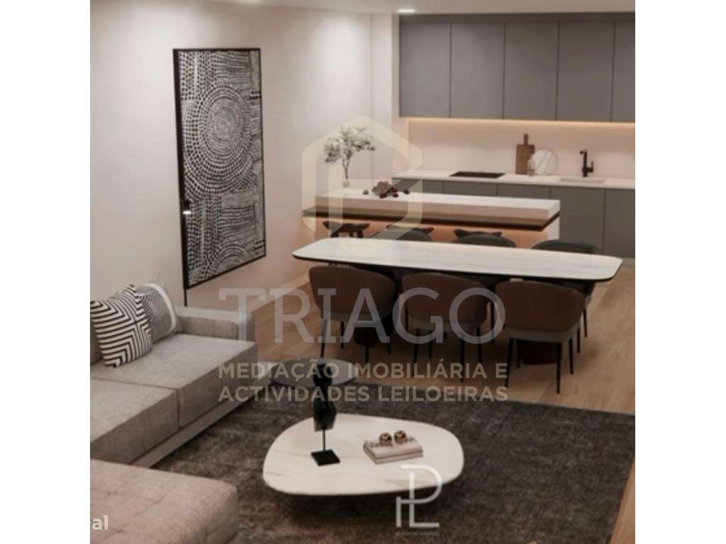 Fantástico Apartamento T3 com Varanda-4