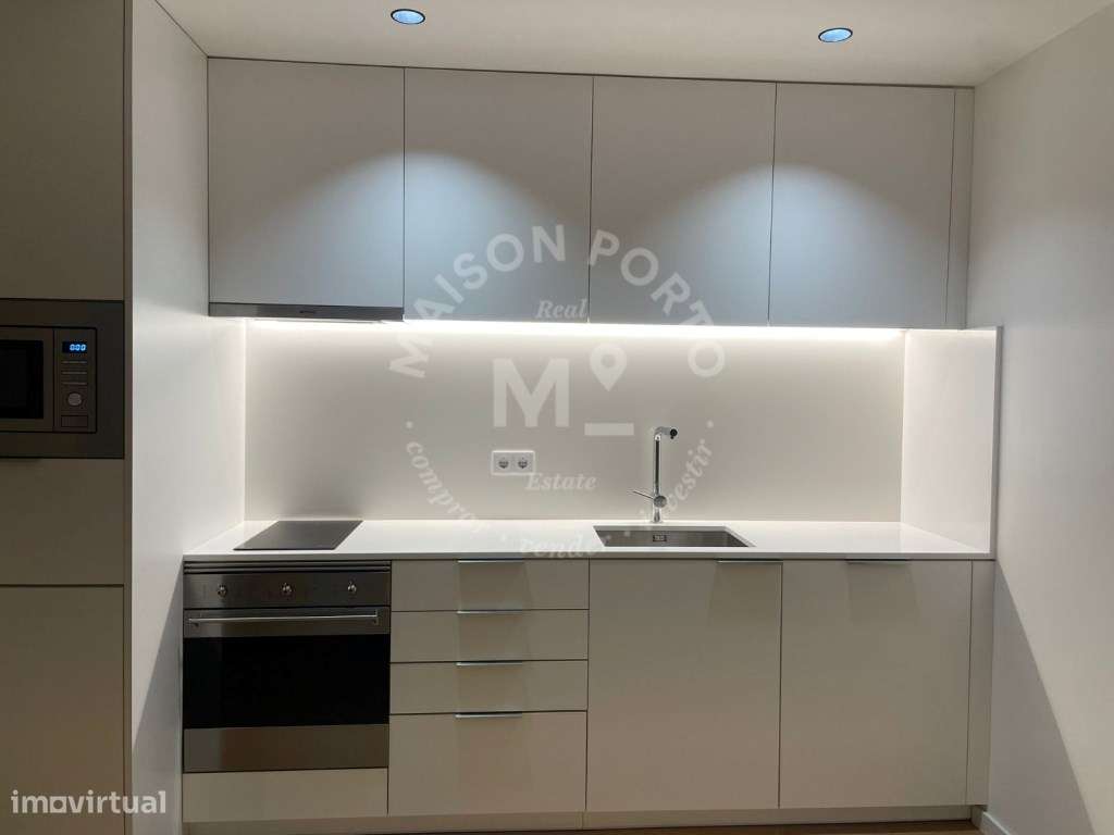 Apartamento T1 Mobilado no Condomínio Antas Atrium próximo a Alamed... - Grande imagem: 2/30