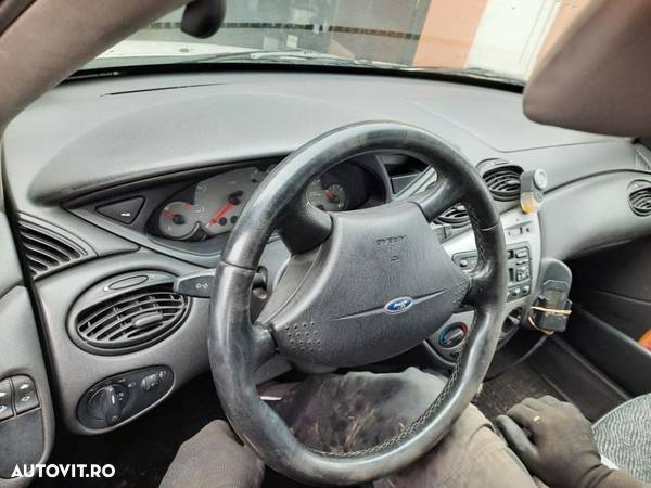 Piese/Dezmembrez Ford Focus 1.8tddi - 6