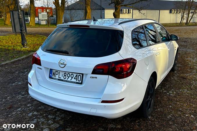 Opel Astra 1.7 CDTI DPF Sports Tourer ENERGY - 4