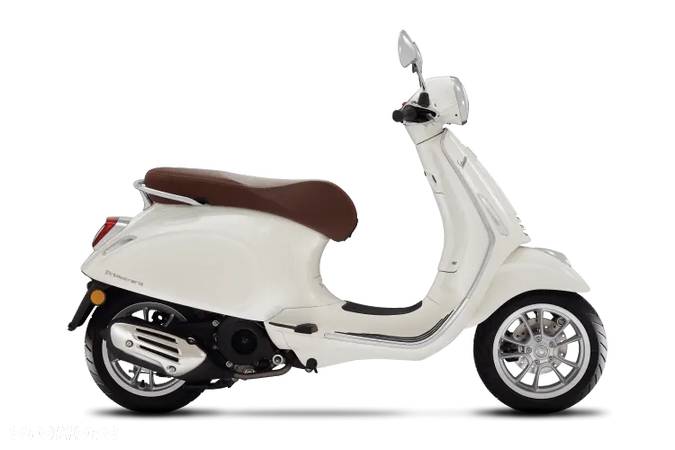 Vespa Primavera - 4