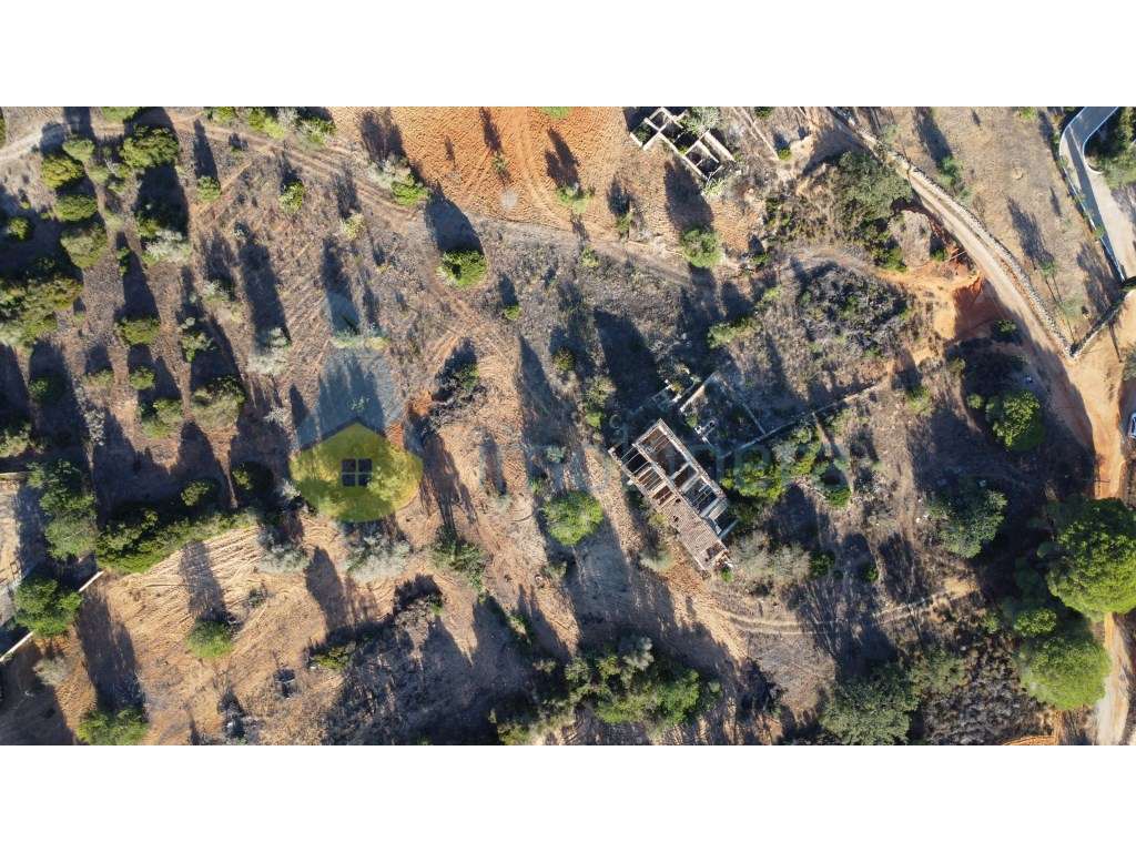 Moradia para reconstruir em Armação de Pêra - Grande imagem: 5/12