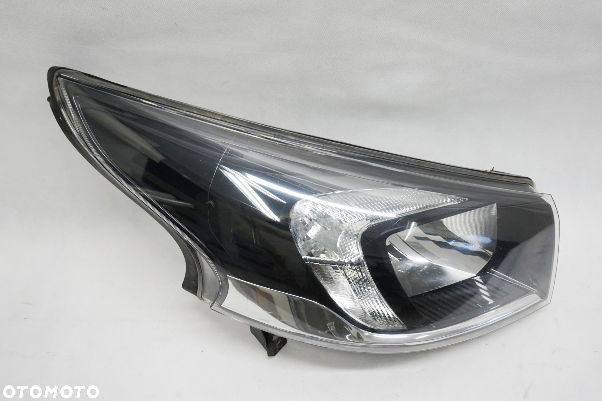 LAMPA PRAWA TRAFIC III VIVARO B TALENTO - 1