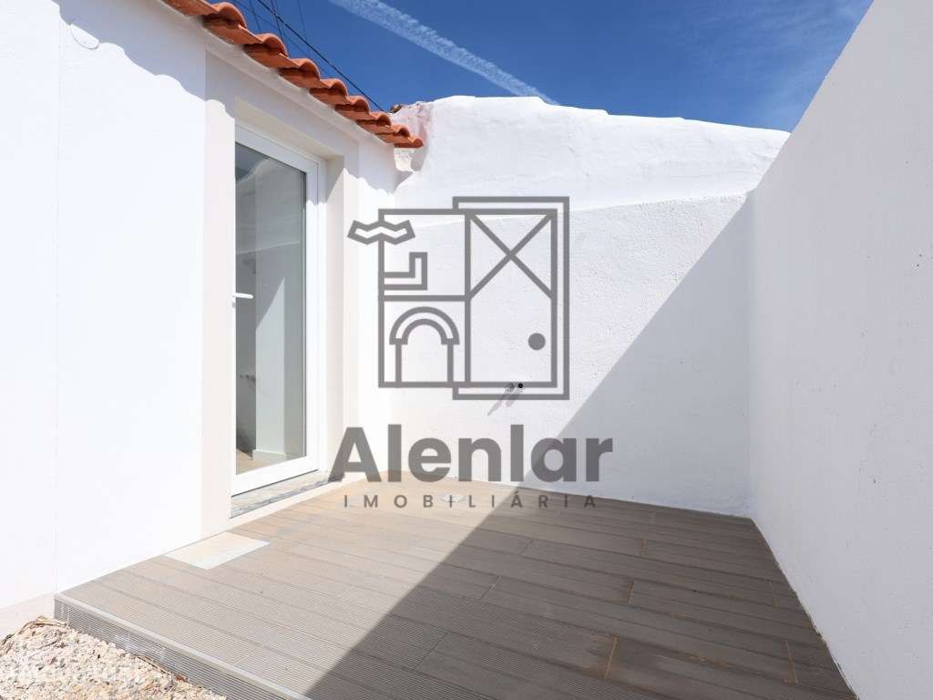MORADIA T1 NOVA em Alenquer-23