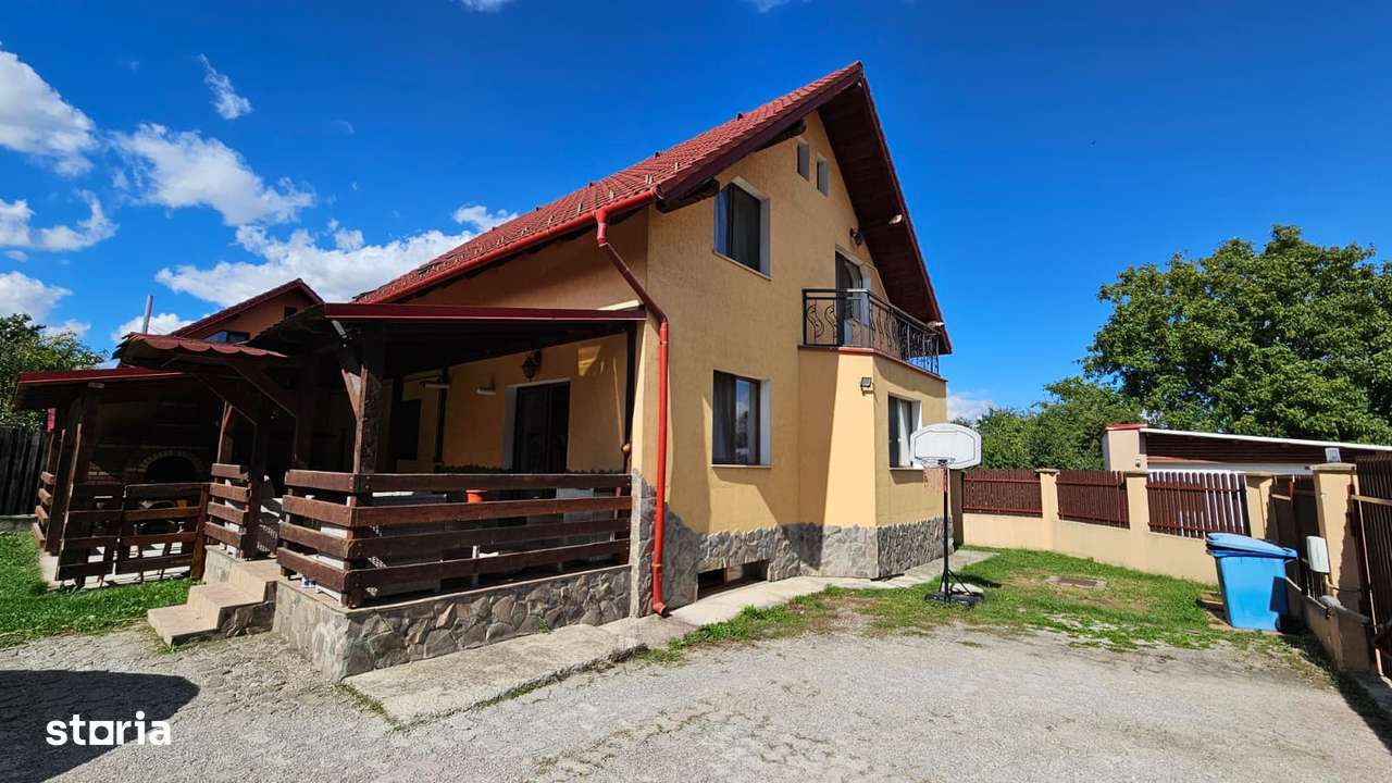 Exclusivitate-Casa Sacele moderna,singur in curte,259900 Euro - Imagine principală: 4/14