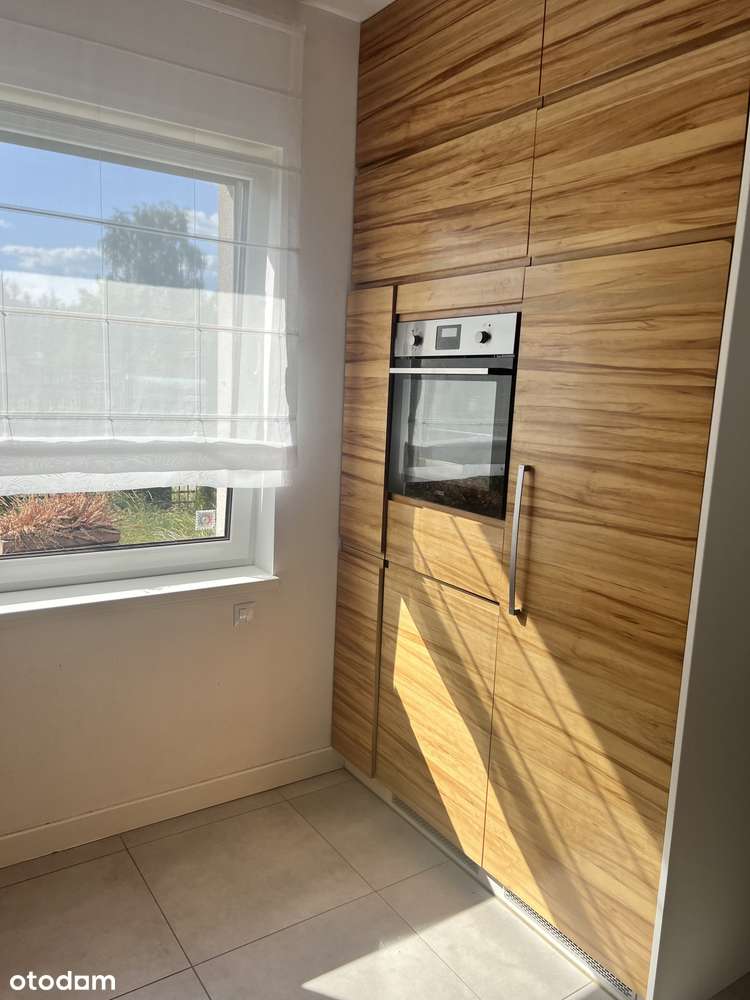 Piękny dom pod Wrocławiem – komfort i spokój w Kamieńcu Wrocławsm - Pełny obrazek: 4/14