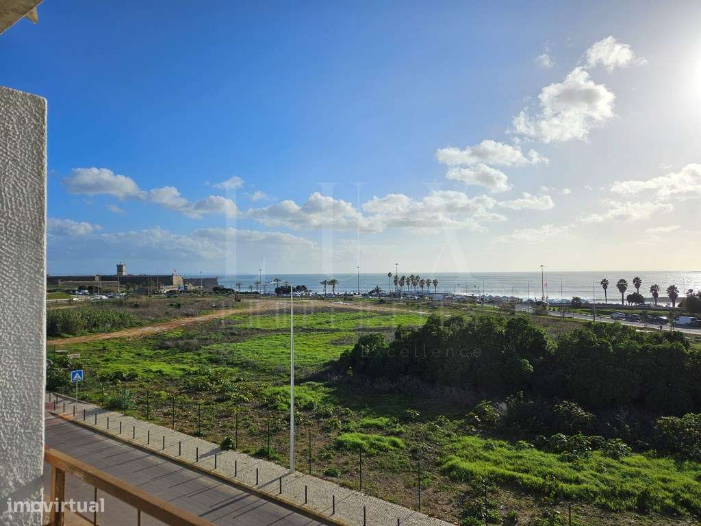 APARTAMENTO T1 EM CARCAVELOS COM VISTA MAR 1ª LINHA A 200m DA PRAIA-36