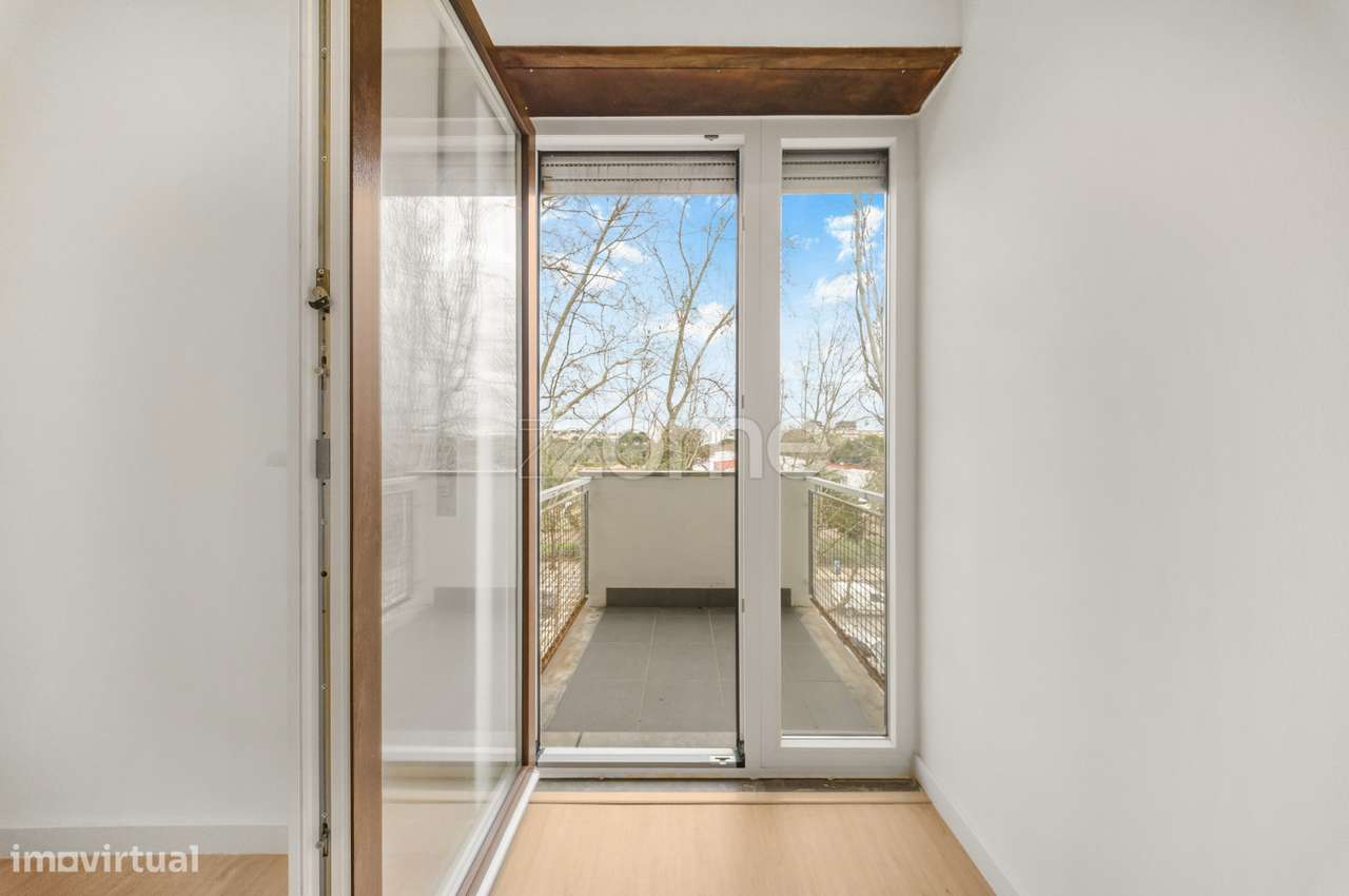 T3 Renovado a 5 Minutos da Praia, São João do Estoril-21